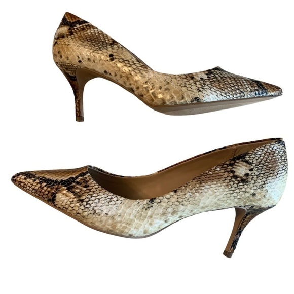 CHARLES DAVID Natural Snakeskin Print Fabric Upper Heels Size 6 Medium NEW - Picture 2 of 7
